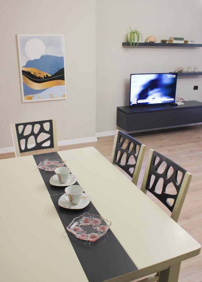 Piazza_Apartments_Tirana Buitenkant foto