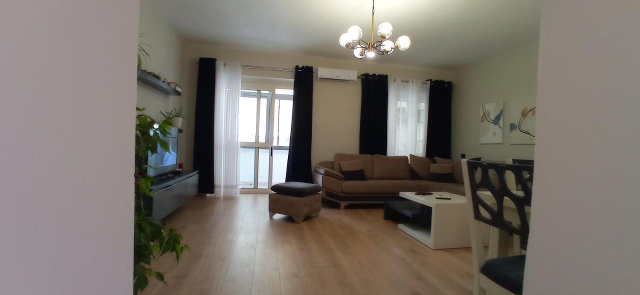 Piazza_Apartments_Tirana Buitenkant foto
