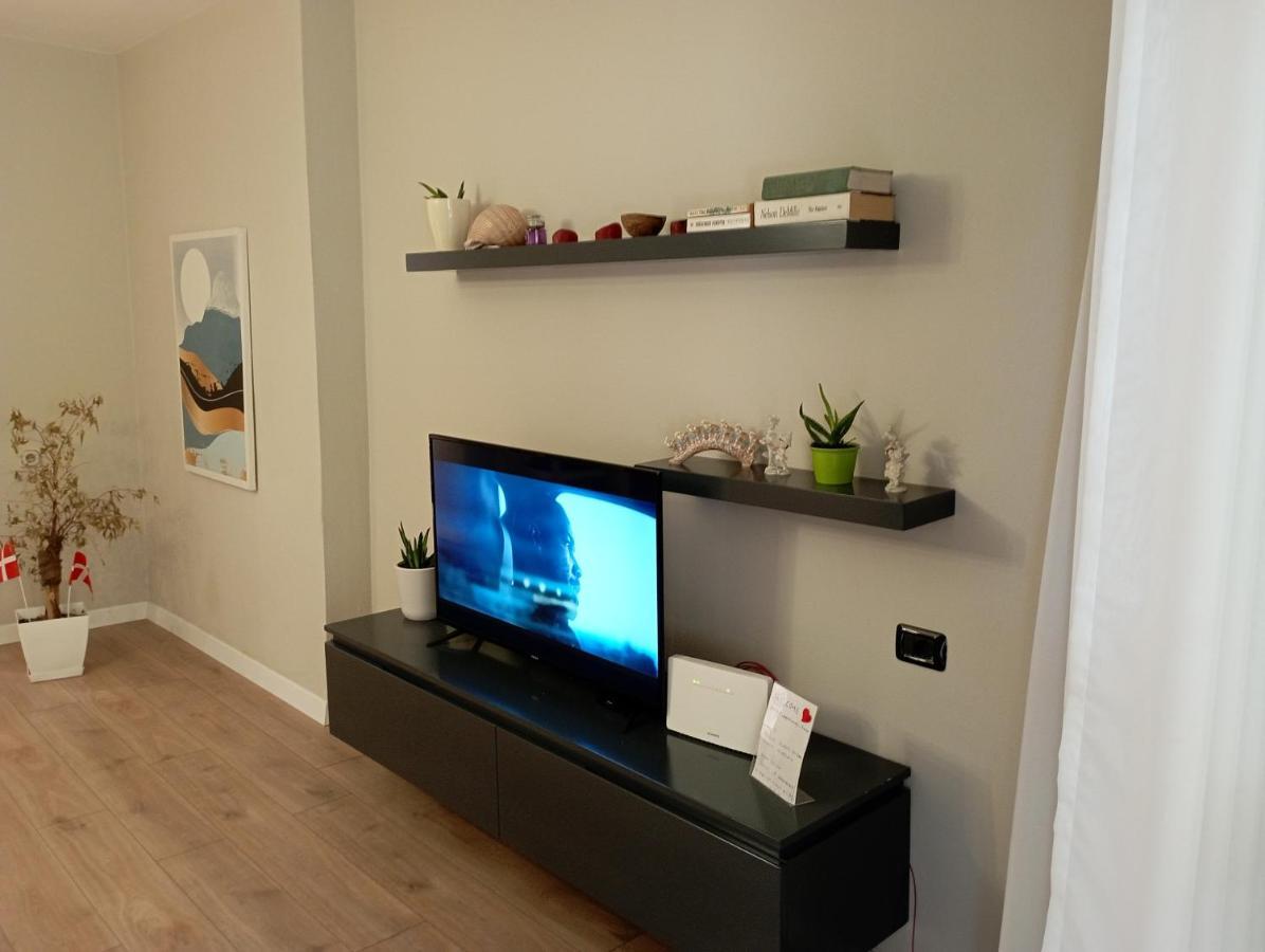 Piazza_Apartments_Tirana Buitenkant foto